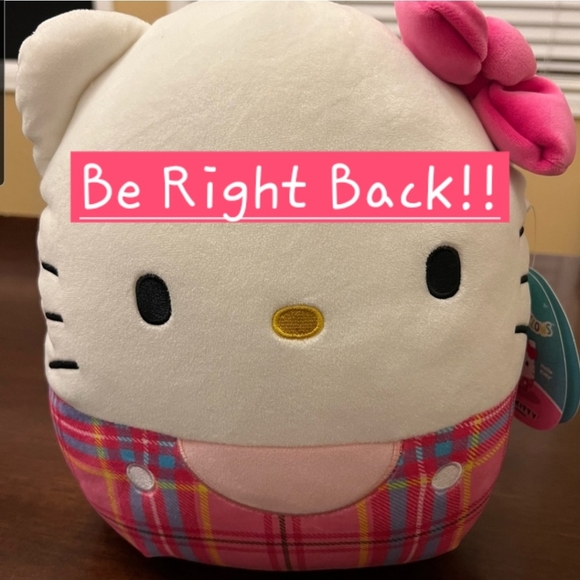 Doing a live show.  tonight! Like this listing to know when I'm on! - Picture 5 of 7